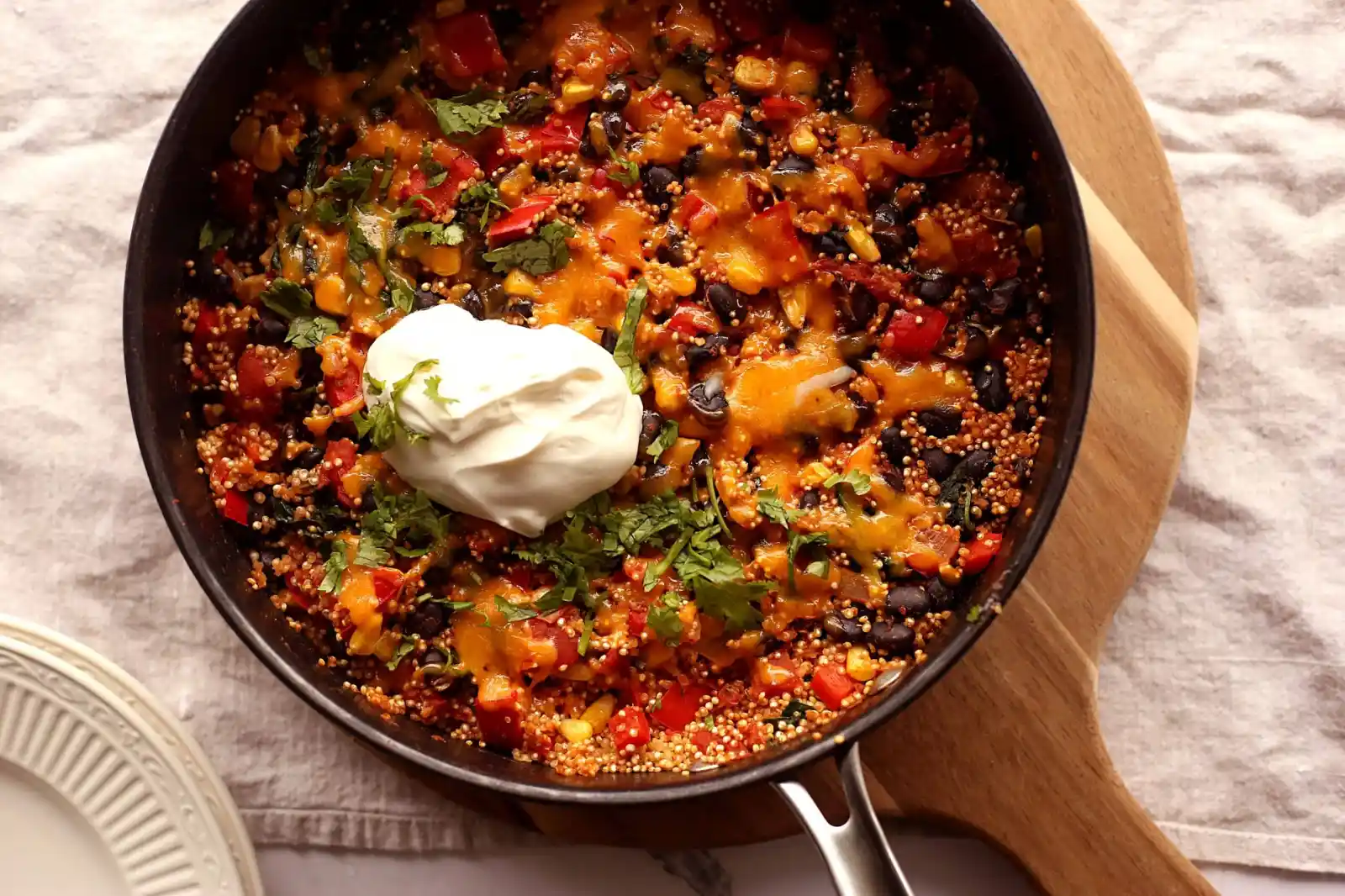 pic of pan of quinoa taco skillet 