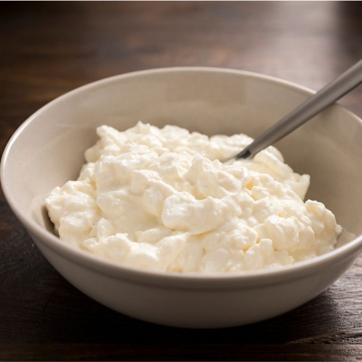 bowl of cottage cheese plain